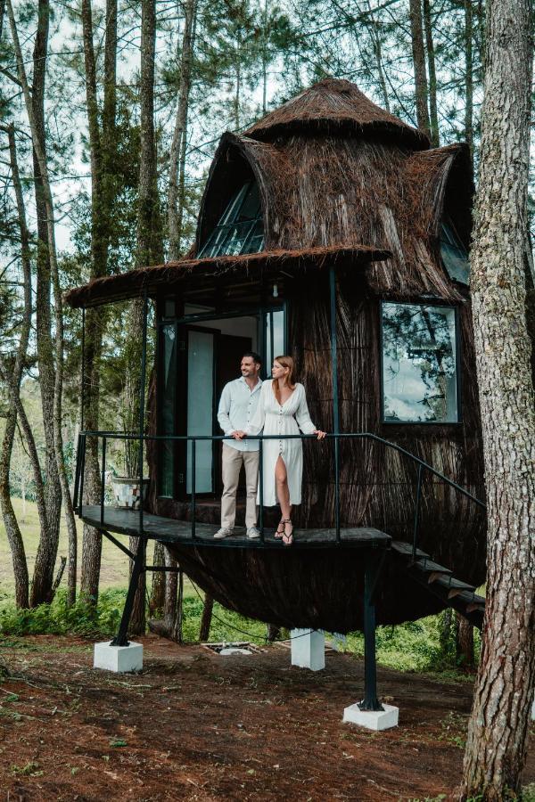 Toba Caldera Resort Parapat Zewnętrze zdjęcie